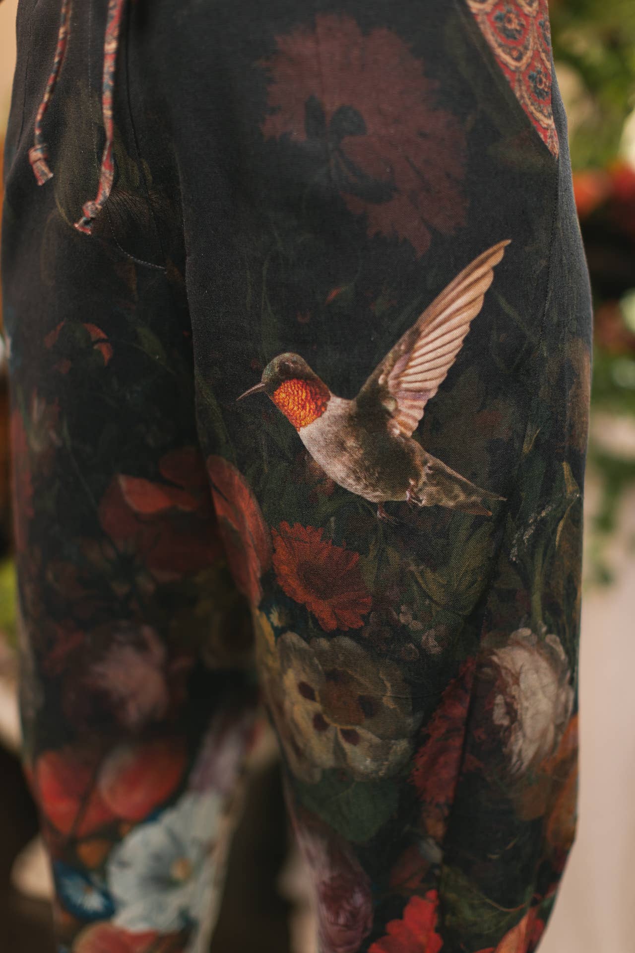 Flight of Fancy Linen Cropped Artist Pants w/ Hummingbird