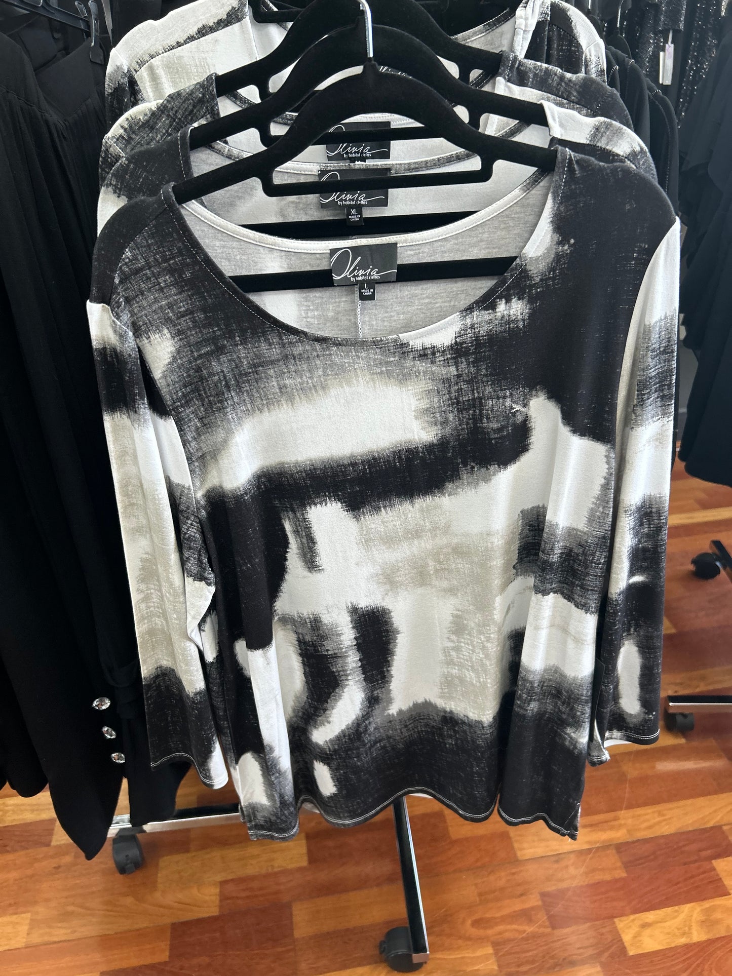 Olivia by Habitat Arthouse Knits Ikat Easy Tee