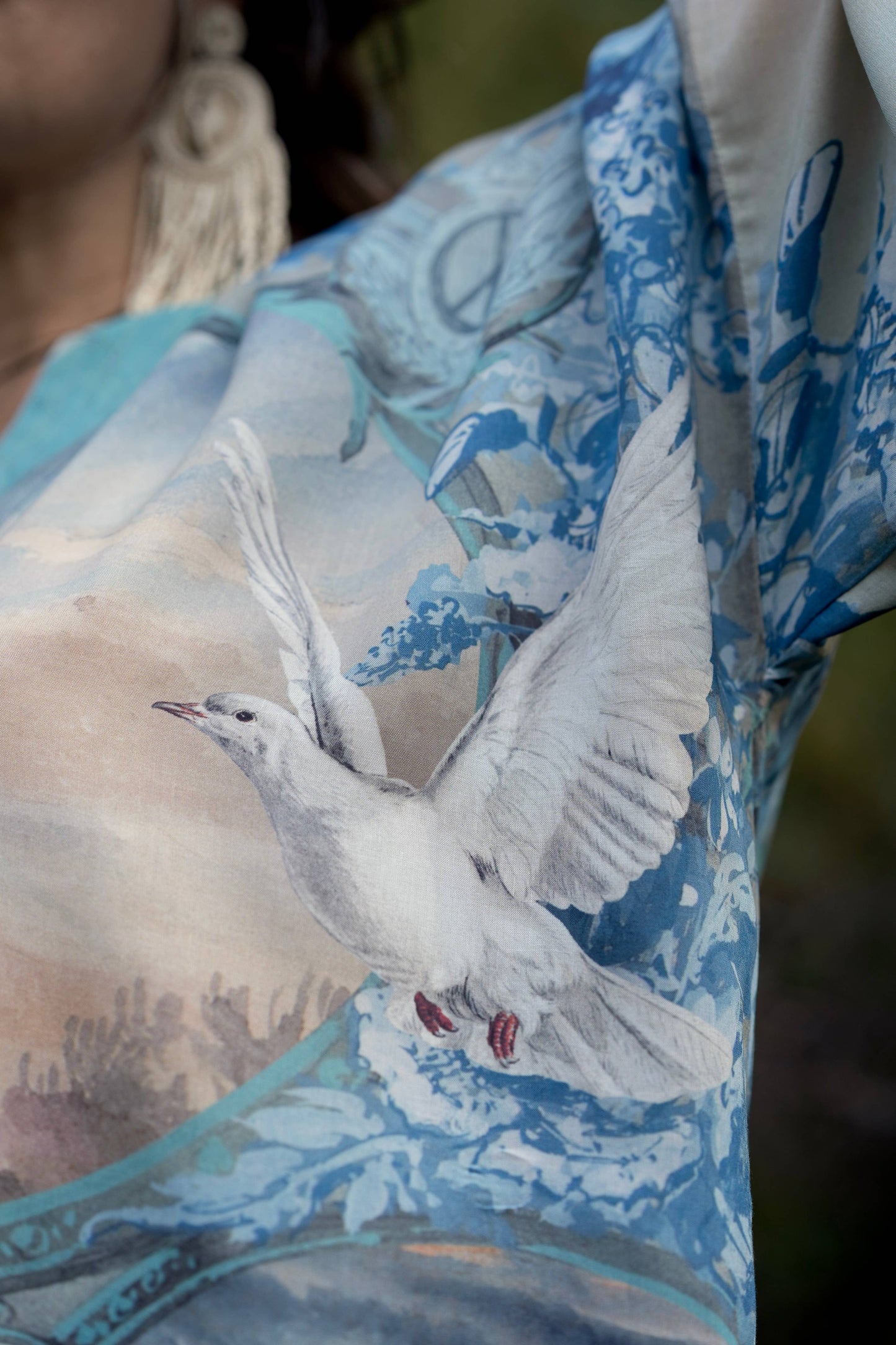 Market to Stars
Peace Out Cropped Kimono Pixie Duster with Doves and Sunrise