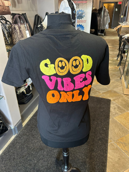 Just Madison Apparel Black Good Vibes Only T-Shirt Top