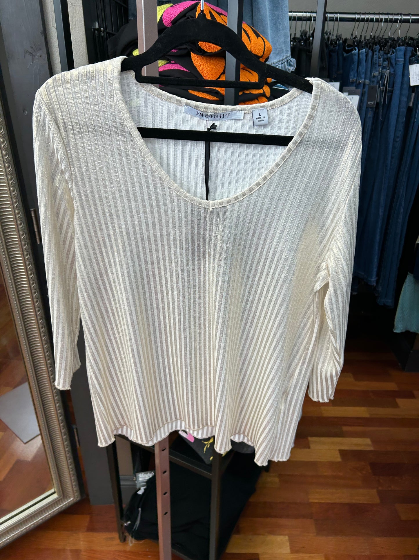Insight V-Neck 3/4 Sleeve Top