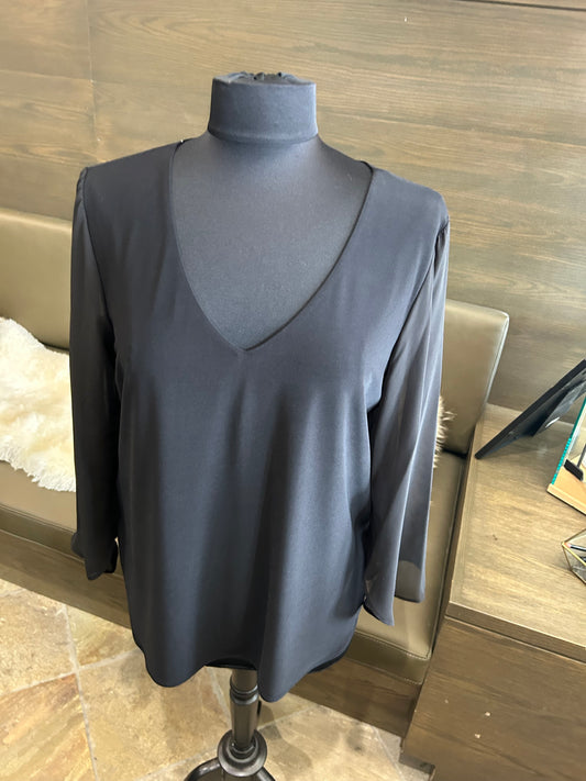 Last Tango V-Neck Chiffon Butterfly Sleeves Top