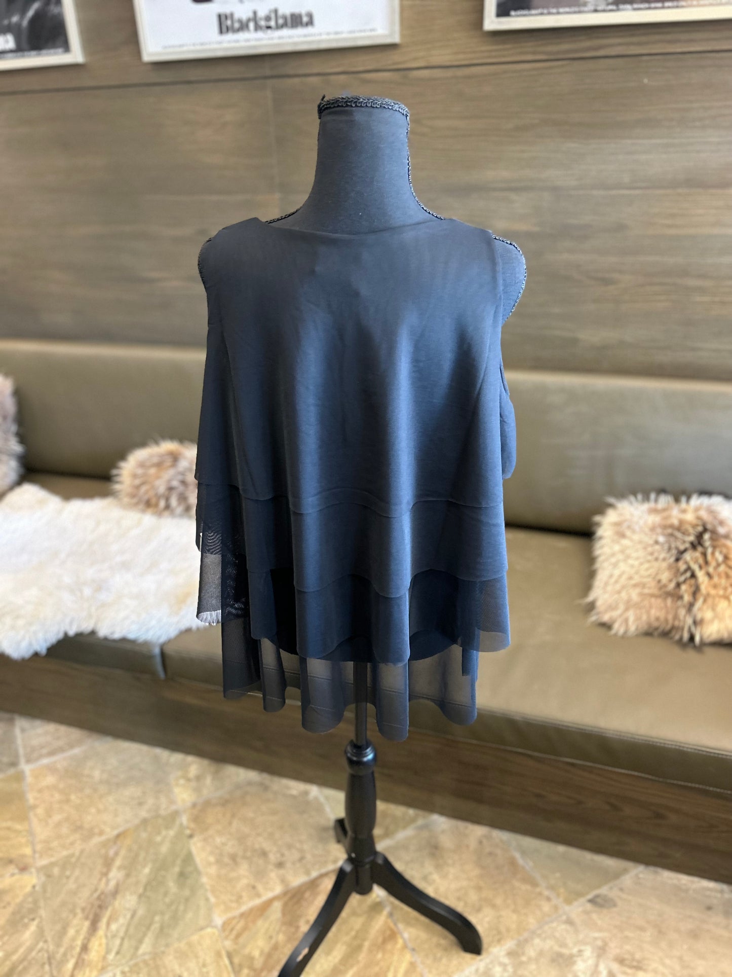 Isle by Kozan Nevis Top