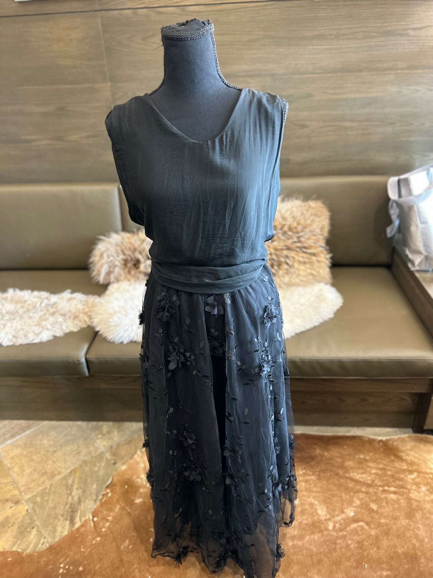 Joh Wenda Lace Embroidered Skirt with Lining