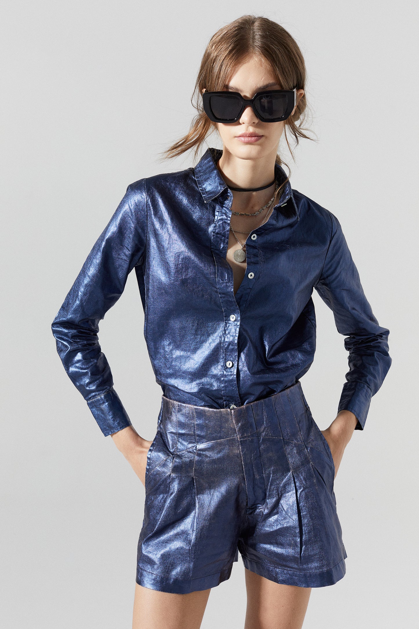 Lanhtropy San Marino Metallic Linen Button Down Collared Shirt