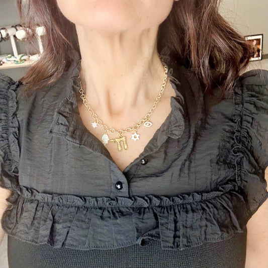 Love Lisa Debbie Jewish Chai To Life Charm Necklace Gold & Silver: Yellow Gold / 18"