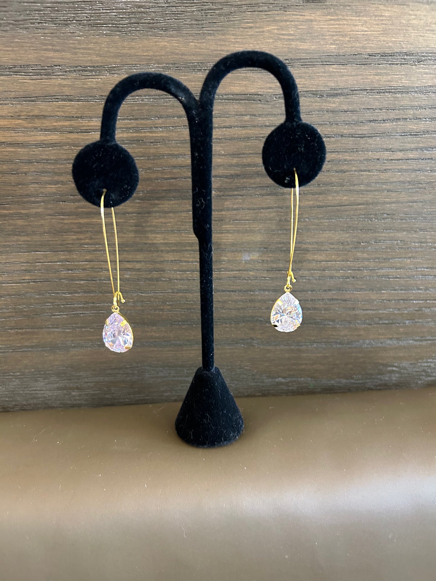 Bijou Earring Crystal Tear Drop