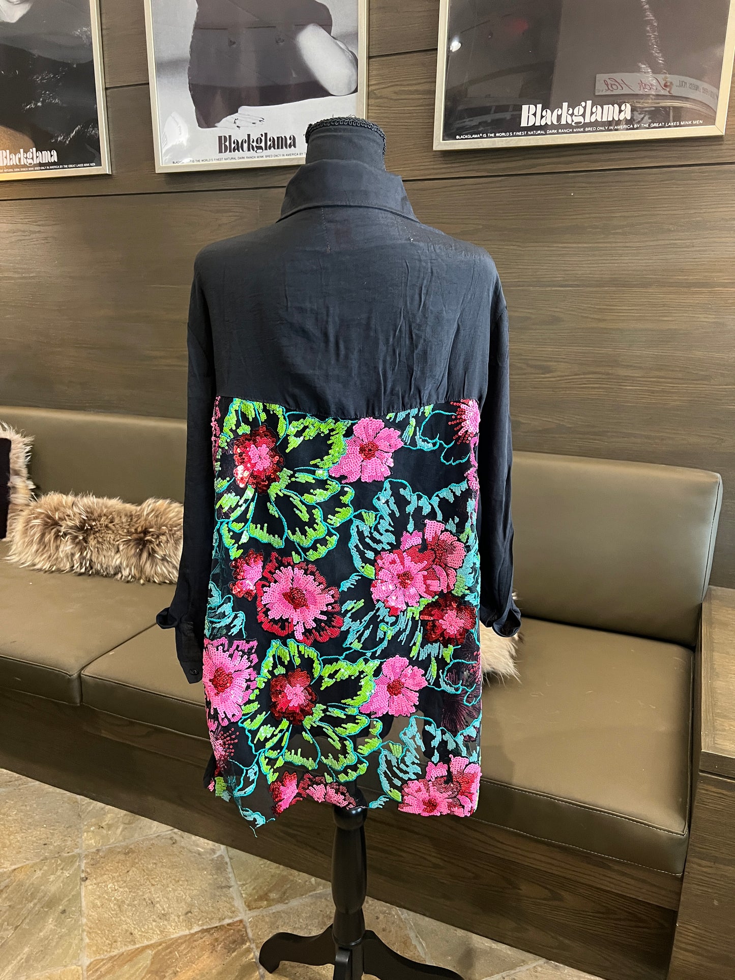 Hello Gorgeous Georgia Star Lace Button Down Shirt