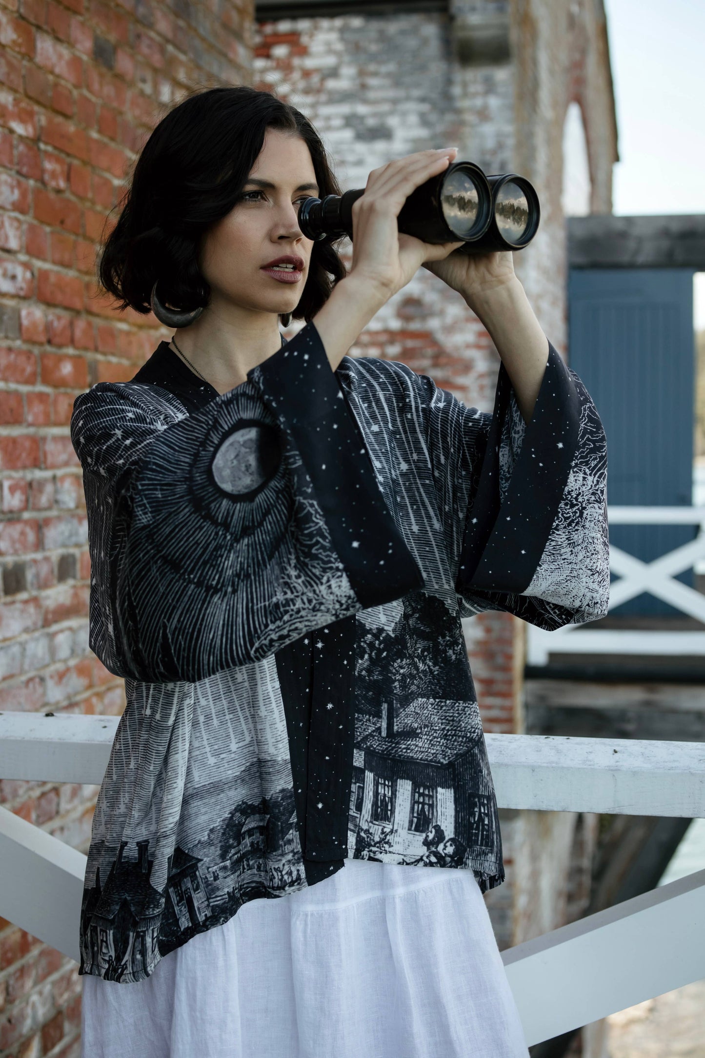 Market of Stars Stargazer Pixie Duster Cropped Kimono w/ Falling Stars O/S