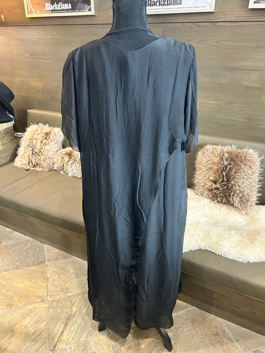Elle Scoop Neck Shear Sleeve and Bottom Tunic Top
