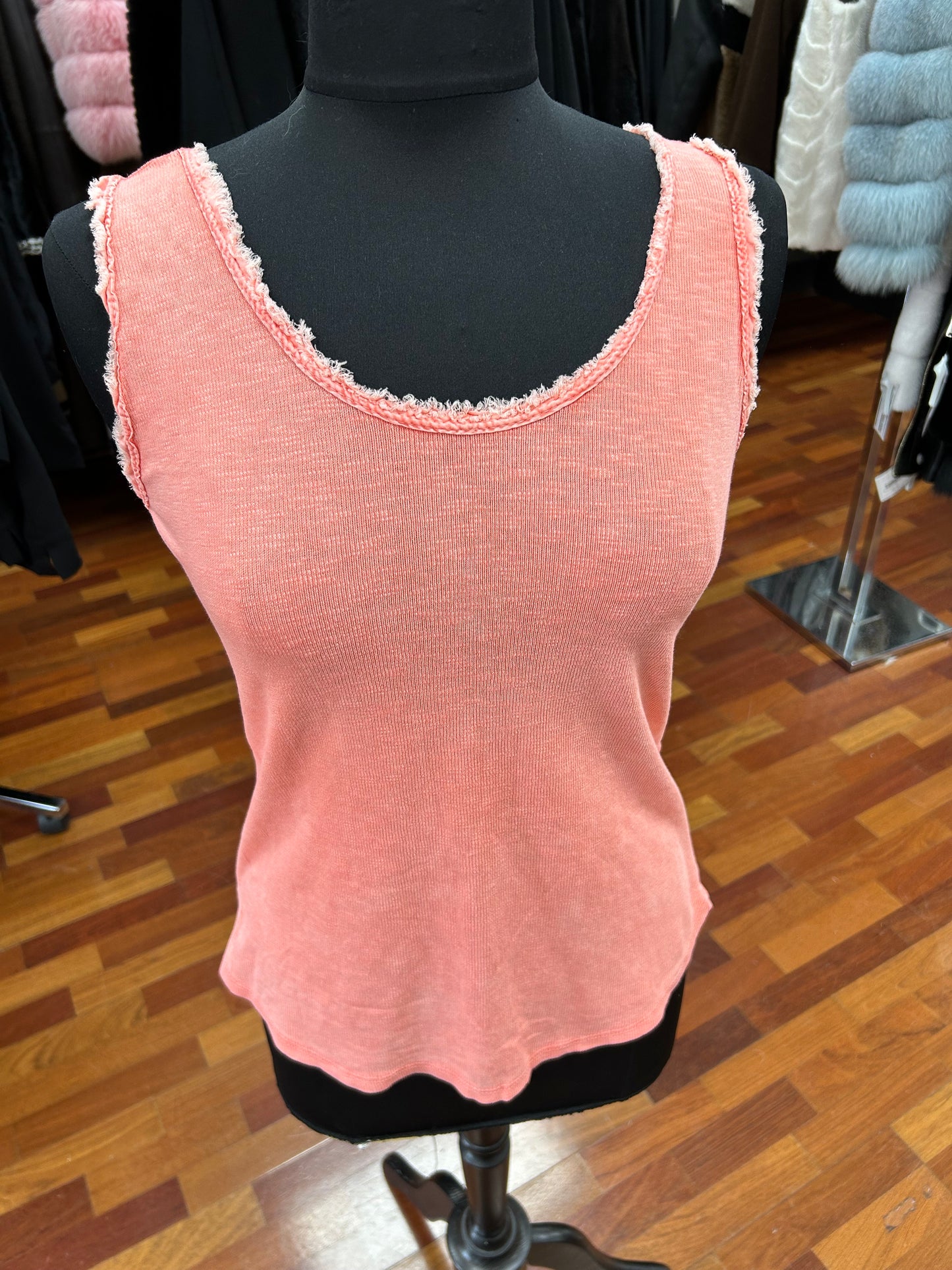 New Collection Made in Italy Tank Raw Edge Neck Line Top One Size Fits up to size 10